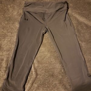 Under armour crop leggings